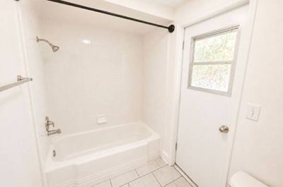 Ideal location for your relocation 8