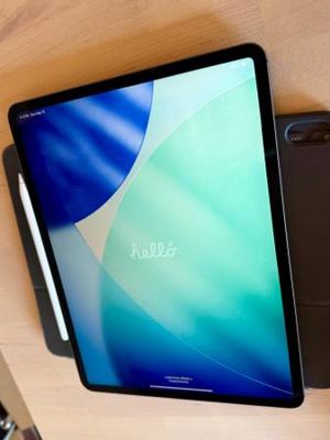 Apple iPad Pro 13" 2TB Wi-Fi + Cell, nano-texture glass, Accessories 6