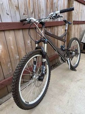 2006 Specialized S-Works Enduro - 26" Full Suspension Mountain Bike 6