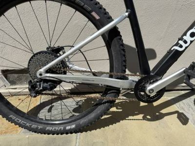 Woom OFF 6 Kids Mountain Bike – Excellent Condition 3