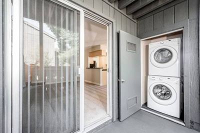Modern Studio, SGT Available, Pet Friendly Community 3