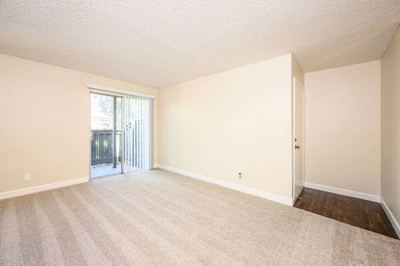 Modern Studio, SGT Available, Pet Friendly Community 1