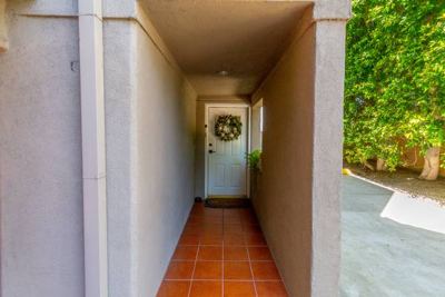 Quiet Toluca Lake Suite w/Private Bath•Near Studio (Woman Only) 2