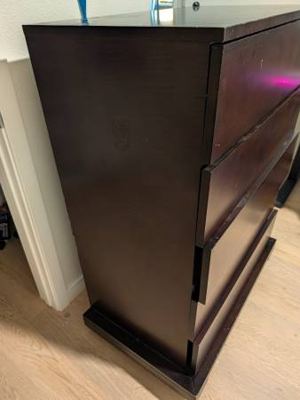 Free dresser 3