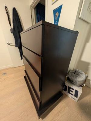 Free dresser 2