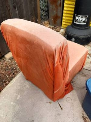 Free Orange Chair Can Remove Outer Fabric 1