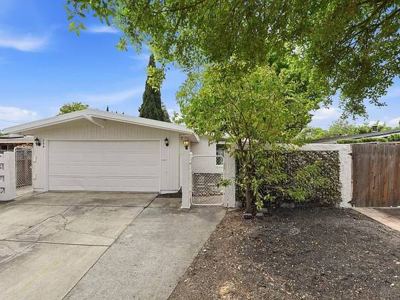 Beautiful Sunnyvale Home with Updated Kitchen & Patio 1