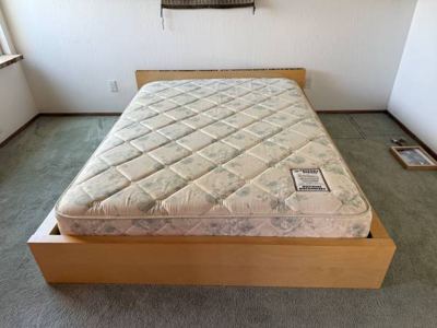 Used Home and Office Furniture 1