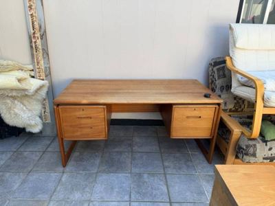 Used Home and Office Furniture 6