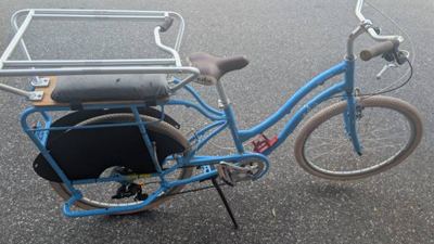 Yuba Boda Boda Family Cargo Bike with Passenger Bars & Bag 2
