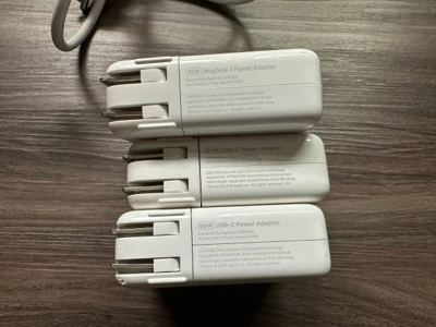 Apple Chargers, Dell Dock, Chromecast, Fire TV, Mice, Cables, Accessories & Misc 3