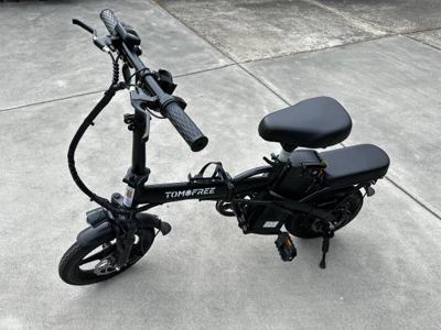 Like New eBike (used <10miles) -CLASS 2- 750W peak power -75mile Range 4