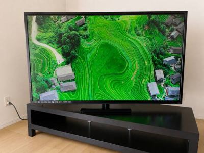 60’’ TV in perfect condition 2