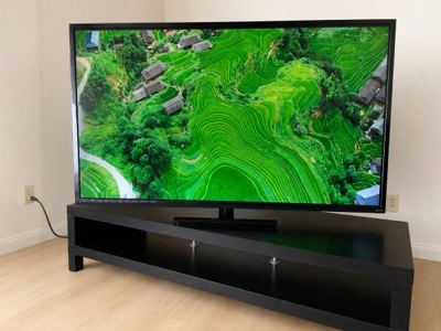 60’’ TV in perfect condition 4