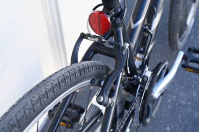 Trek 7200 Women’s Commuter Hybrid with RST Fork, Wide Tires - 15" 7