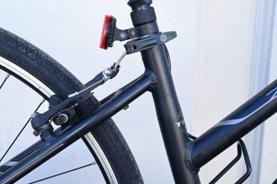Trek 7200 Women’s Commuter Hybrid with RST Fork, Wide Tires - 15" 2