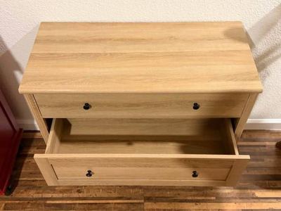 LIKE NEW Farmhouse Style 3-Drawer Dresser, Oak Finish 4
