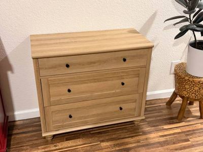 LIKE NEW Farmhouse Style 3-Drawer Dresser, Oak Finish 2
