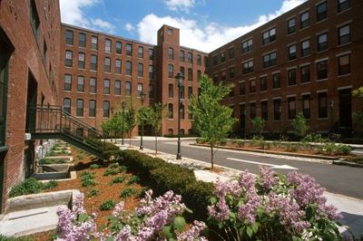 Spacious private bedroom and bathroom in a 2B2B apartment near MIT 6