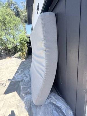Free, good condition king sized Leesa Mattress 3