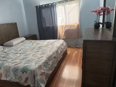Private Room / Shared Bathroom available 1