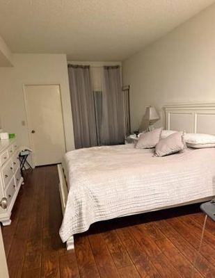 Furnished room available 1