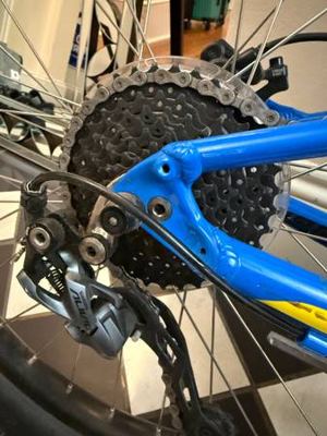 Specialized Riprock Comp (Competition) 24 Mountain Bike 2