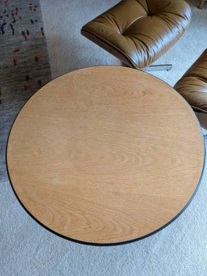 Mid-Century Modern Saarinen-style Tulip Side Table 2