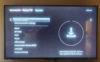 SHARP 55 inch 4K smart Roku TV in excellent condition 3