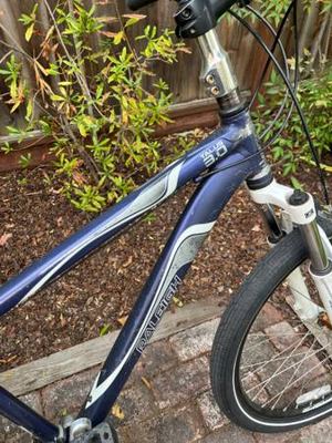 Raleigh Talus 3.0 Mountain Bike 26" 21-Speed Aluminum Hardtail Rear Basket Rack 3