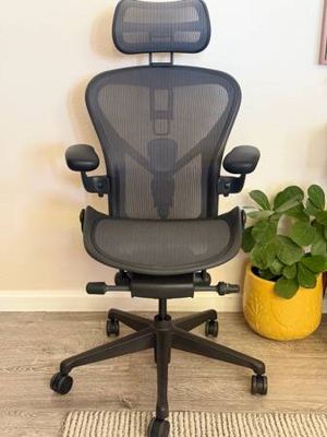 Herman Miller Remastered Aeron B Fully Loaded Like New (Headrest Not Included) 1
