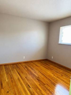 **$900 for Student/professional Evergreen area (95121) San Jose** 1