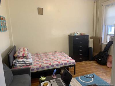 B.U. West I-20's ok No Fee!! Oct 15th Lndry+Cat Ok+Heated+On Train 1