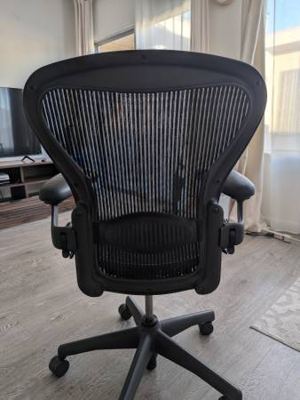 Herman Miller Classic Aeron Chair - Size B ($500 OBO) 2