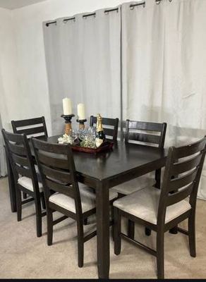 PICK UP IN NORWALK * SORRY, NO DELIVERY * FIRM PRICE A strong design 1