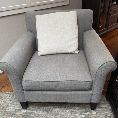 Living Spaces sofa/ arm chair 1