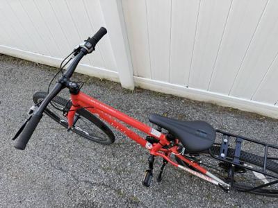 Specialized Hotrock 24 kids bike 2