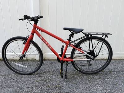 Specialized Hotrock 24 kids bike 1