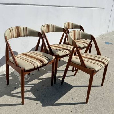 Mid-Century Danish Kai Kristiansen Model 31 Dining Chairs 3