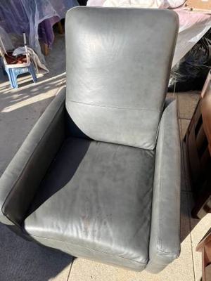 Free Leather Recliner Chair 3