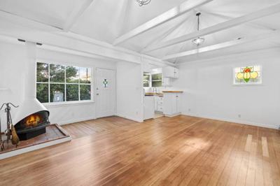 2 bed + 1 bath Venice Bungalow - 1 block to beach, 2 car garage and fr 2