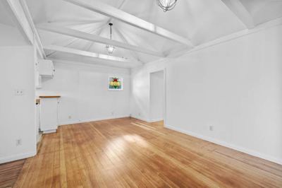 2 bed + 1 bath Venice Bungalow - 1 block to beach, 2 car garage and fr 3