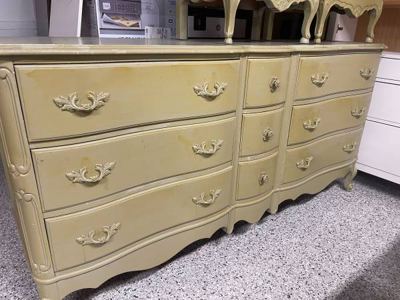 Vintage French Provincial OAK dresser with nightstands set 2