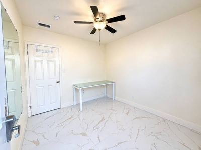 Private Room for Rent – Anaheim, CA 92804 – $900/Month 2