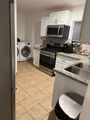 Furnished room in Westchester duplex – 7 min to LAX 2