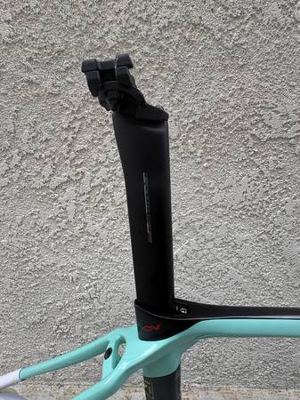 Bianchi Oltre XR3 Carbon Road Bike Frameset – Celeste – 47cm – NEW! 3