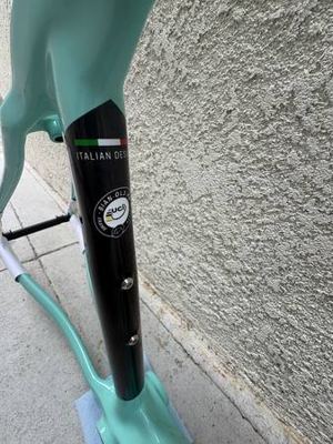 Bianchi Oltre XR3 Carbon Road Bike Frameset – Celeste – 47cm – NEW! 2