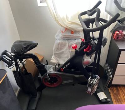 Peloton Bike Black 2021 1