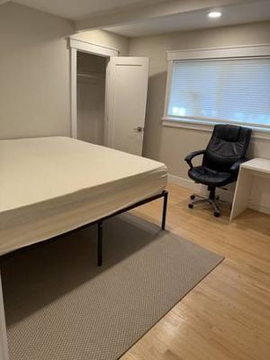 free (IKEA) furniture 2