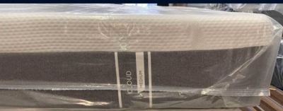 Brand New King Size 11” Tempur Pedic - Cloud Medium Firm Mattress! 3